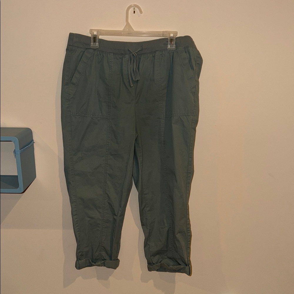 Woman’s  Casual Olive Cargo Pants